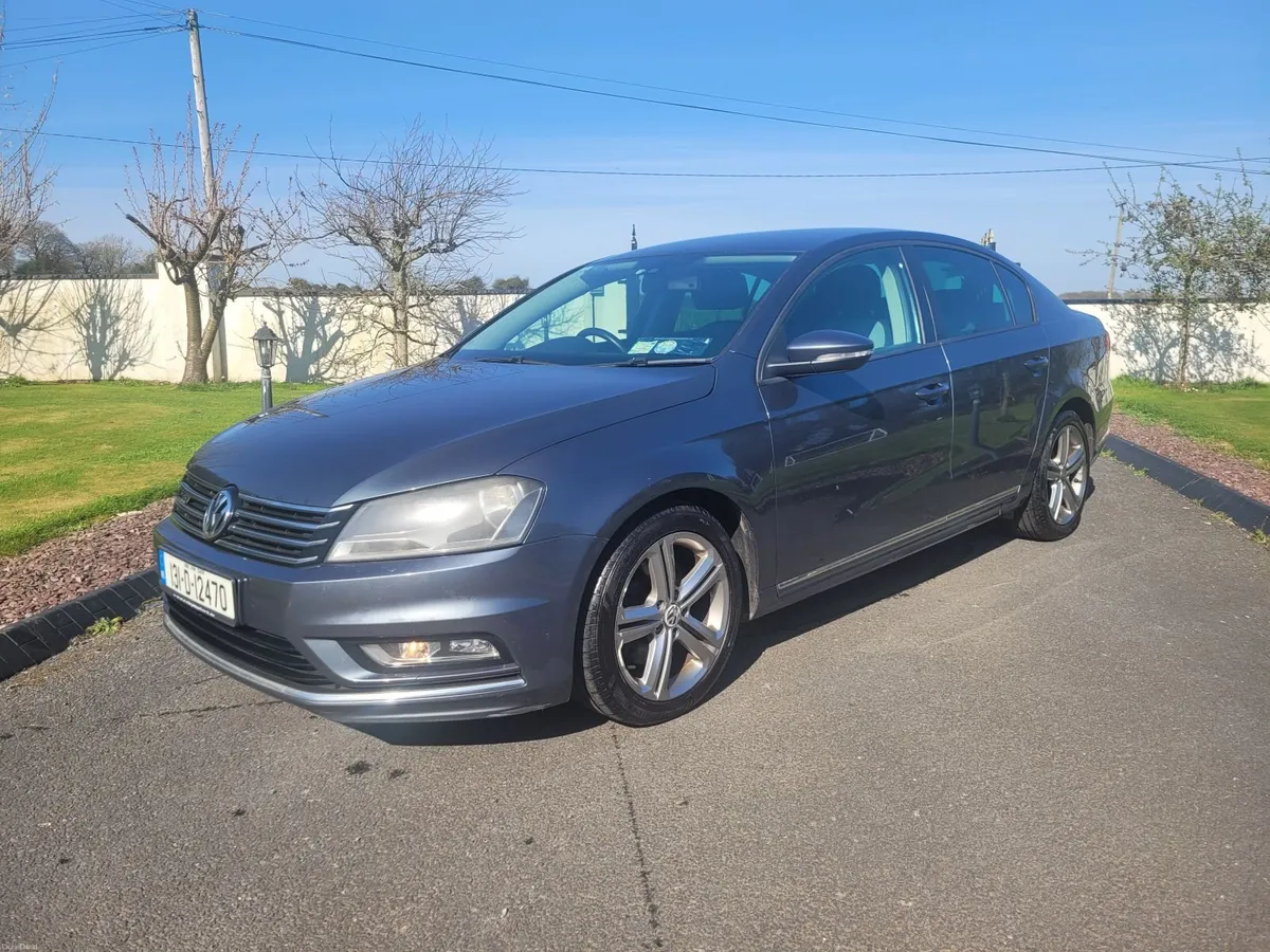 €3,350...R-LINE PASSAT 2013 - Image 1