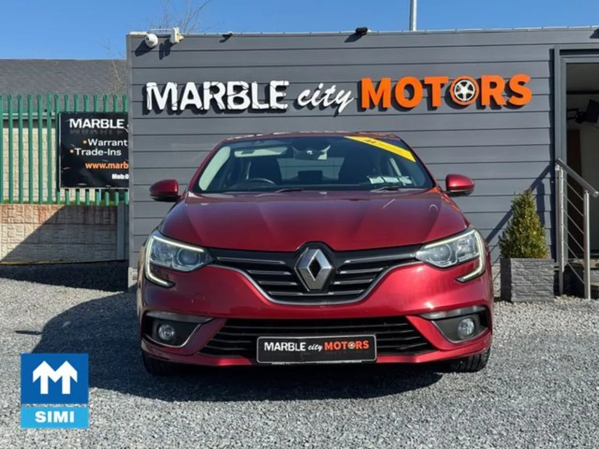 Renault Megane Grand Coupe Dynamique 4DR - Image 3