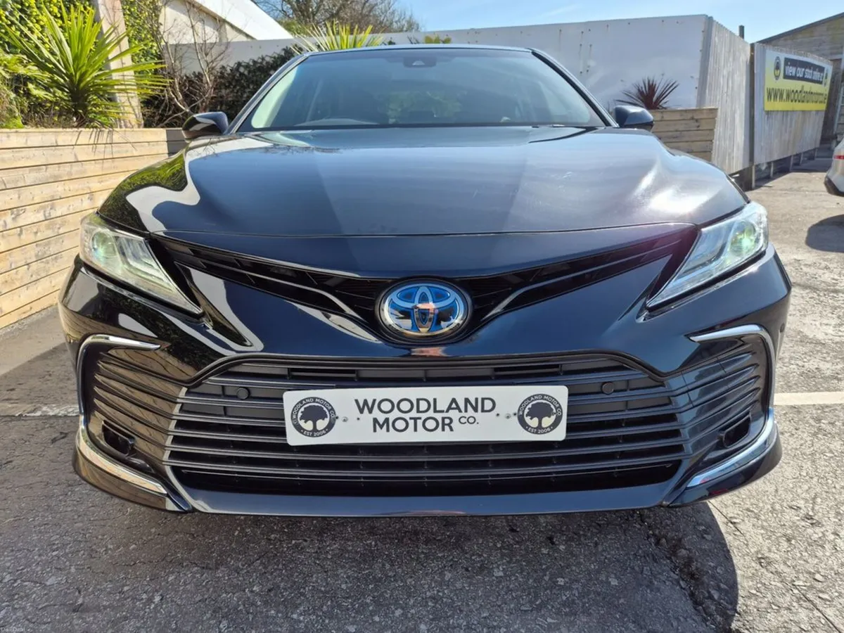 Toyota Camry 2.5 HYBRID / G-PACK / TAX €170 REF: J - Image 4