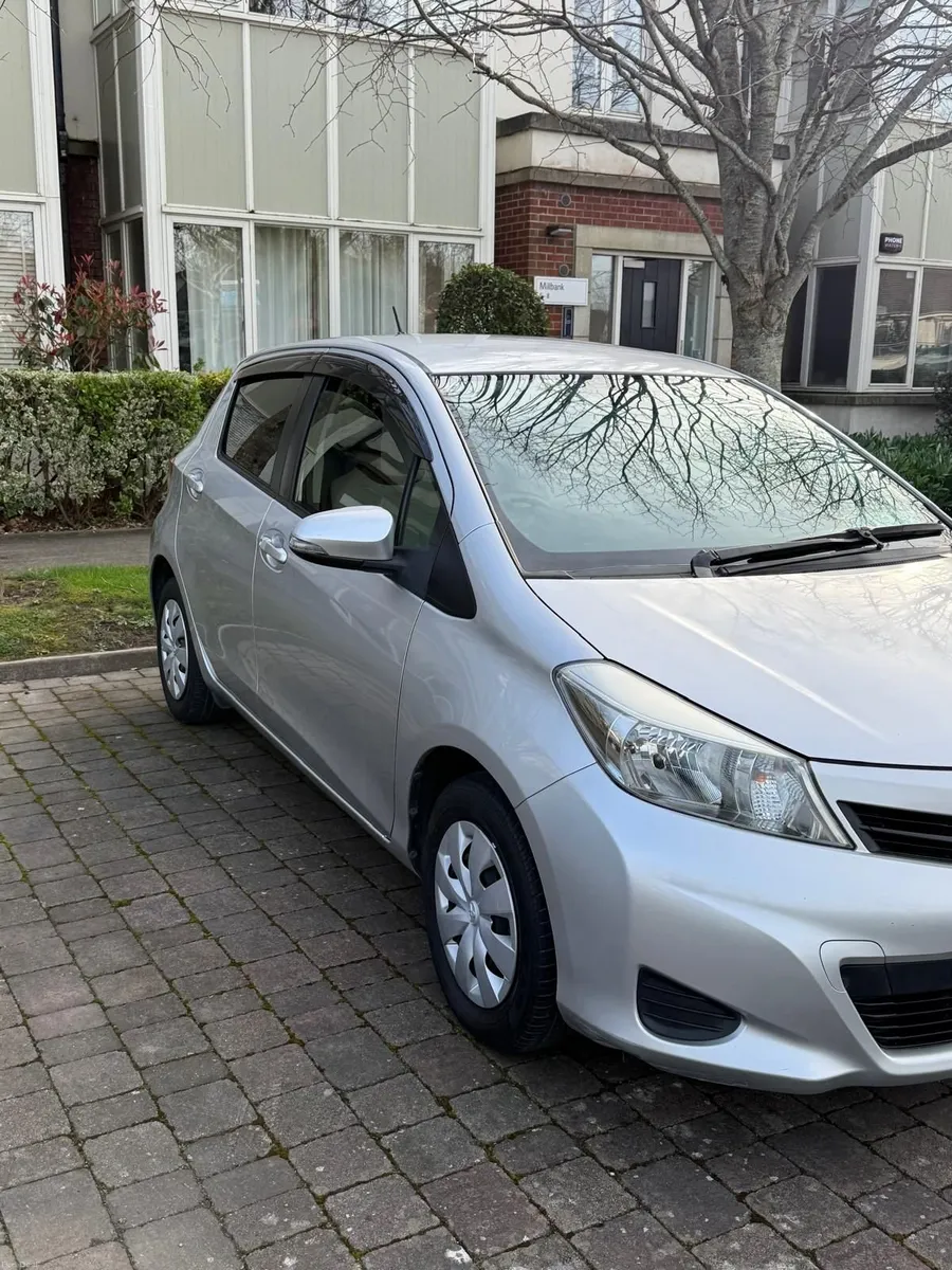 Toyota Vitz 2014 - Image 2