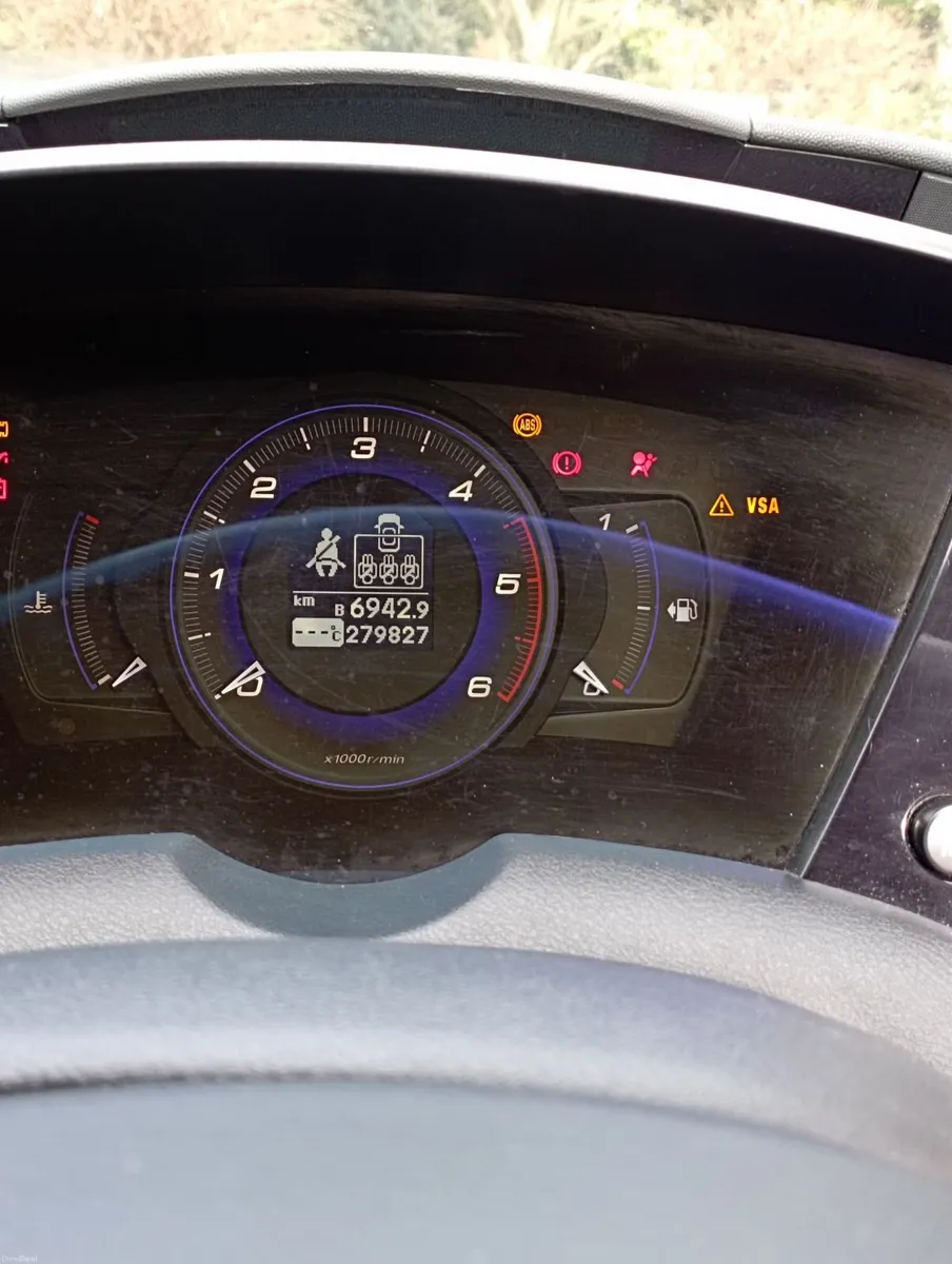 Honda Civic 2008 - Image 2