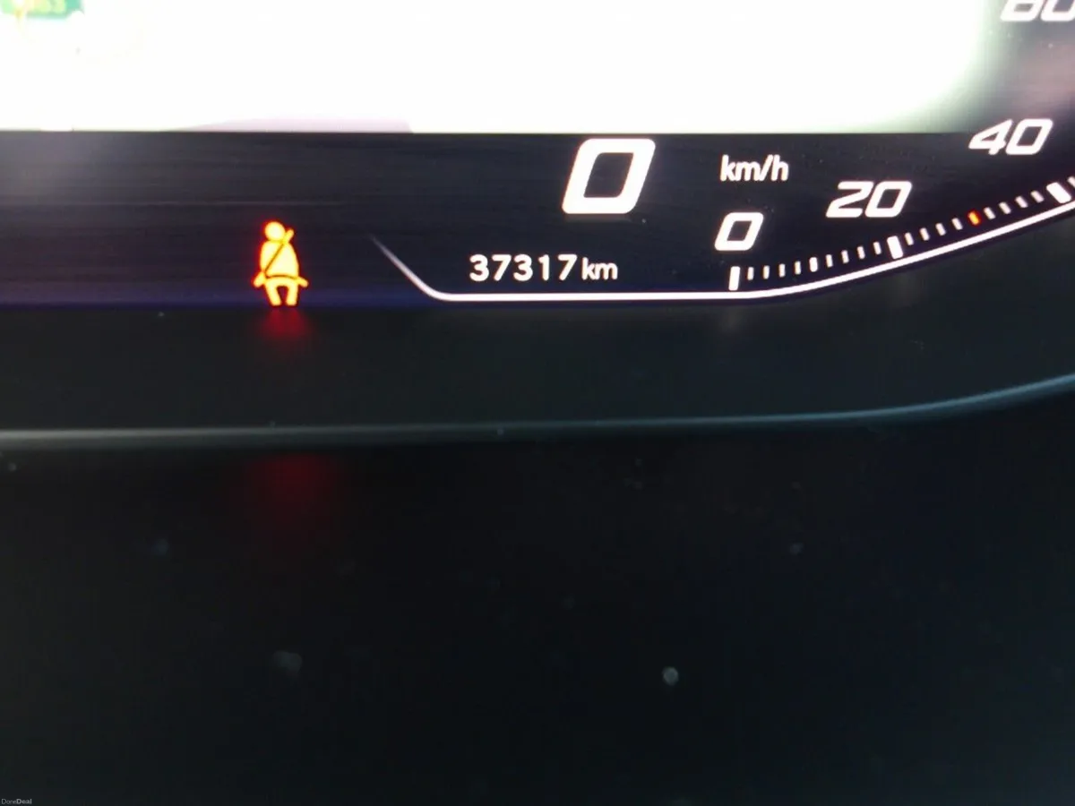 SEAT Arona 1.0TSI 110hp Xcellence+ - Image 2