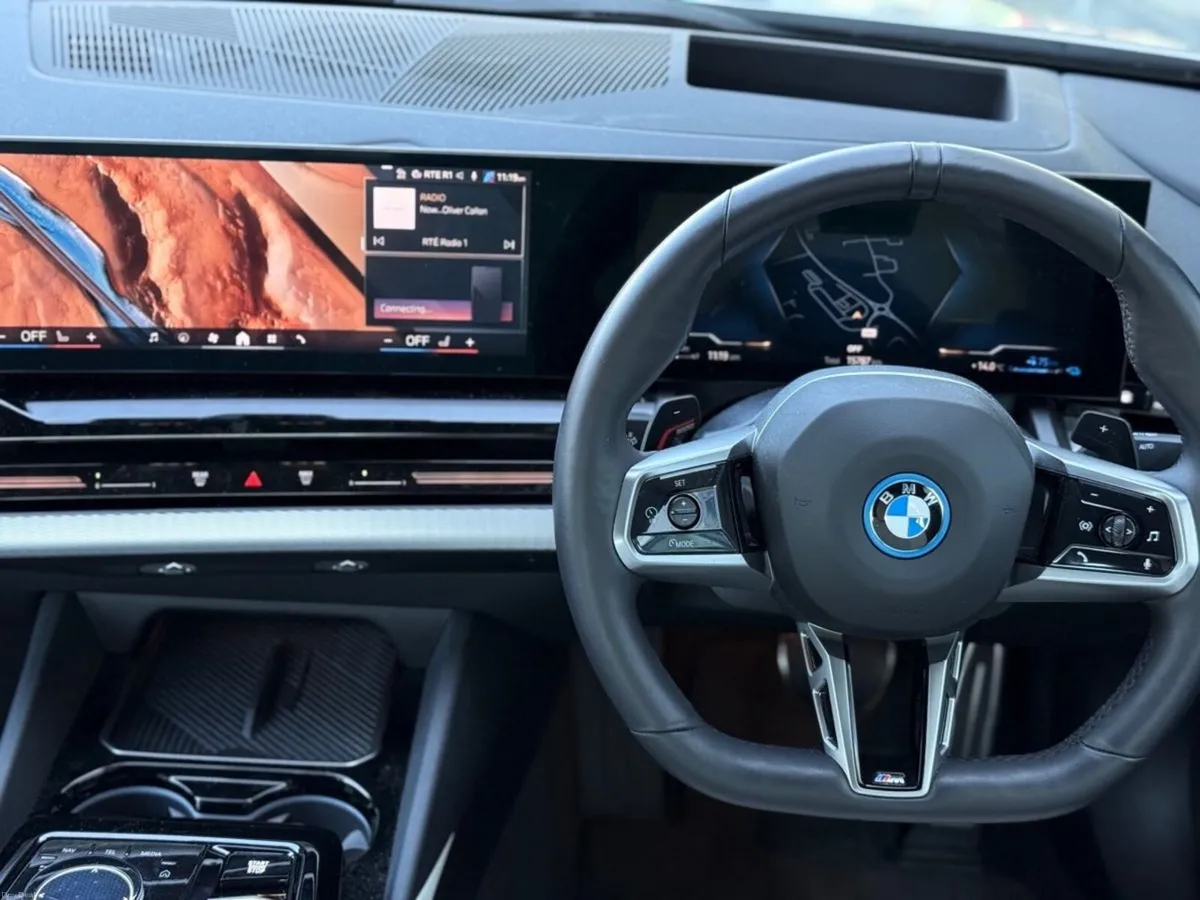 BMW 5-Series 530e M Sport - Image 4