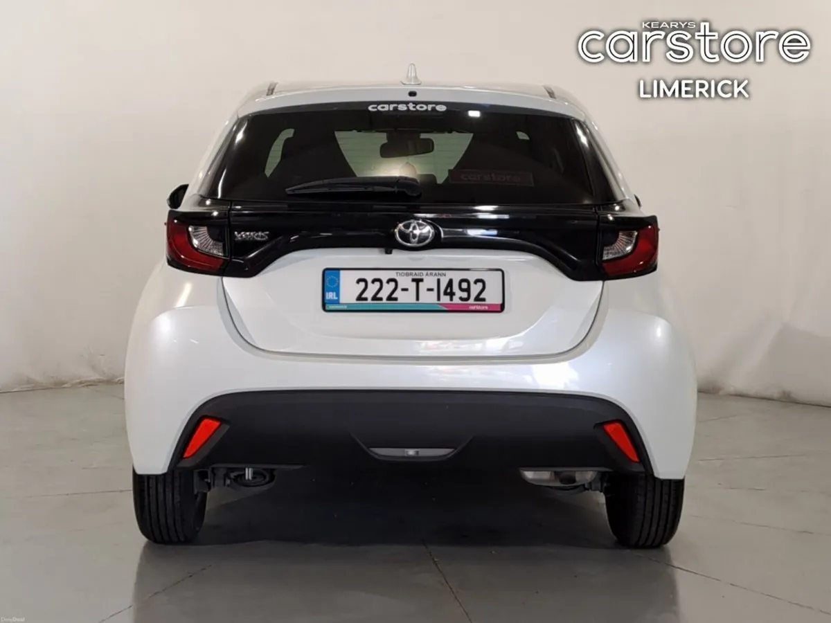Toyota Yaris 1.0 5Dr Aura - Image 4