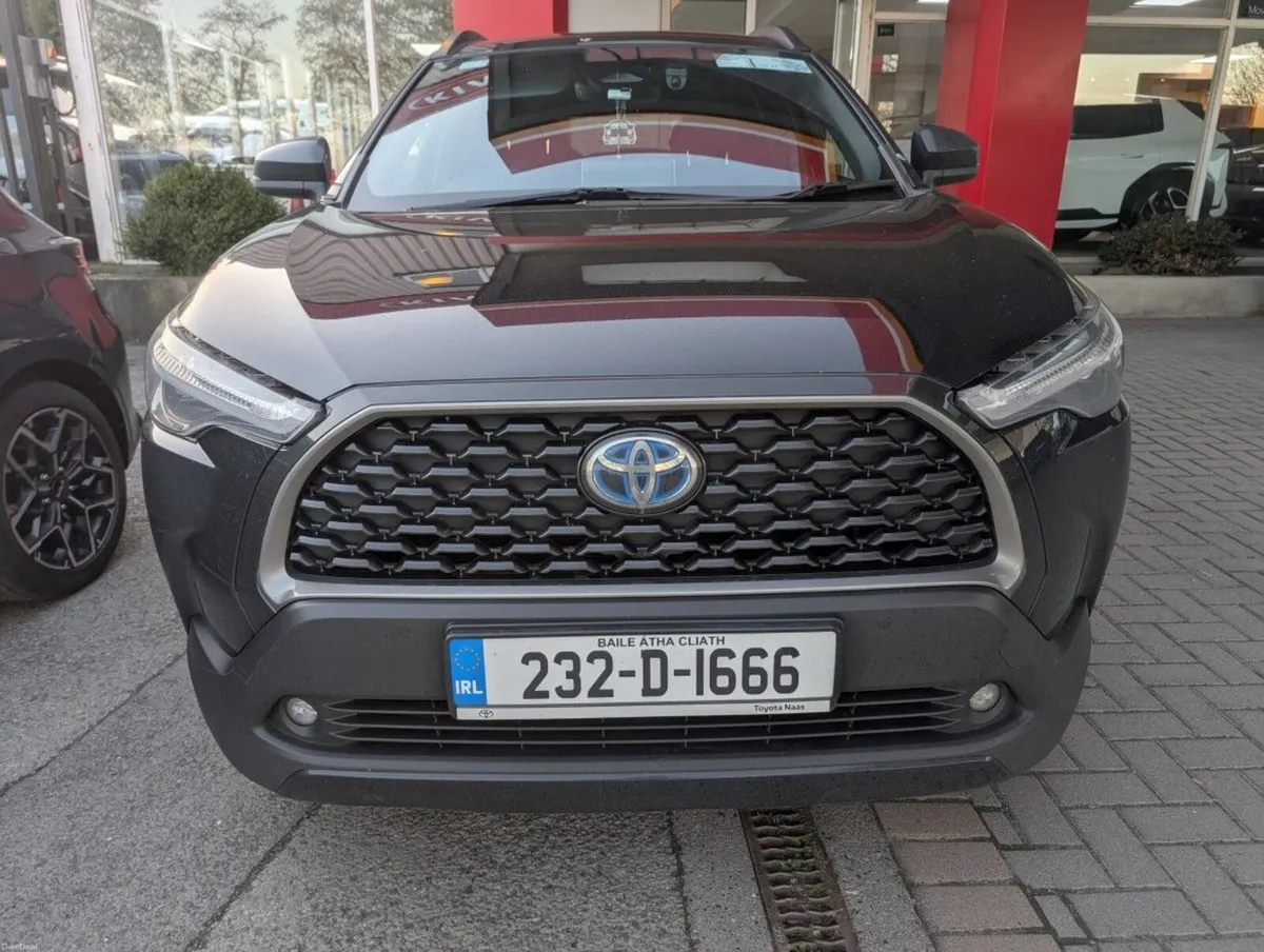 Toyota Corolla Cross Luna Sport 4dr A - Image 1