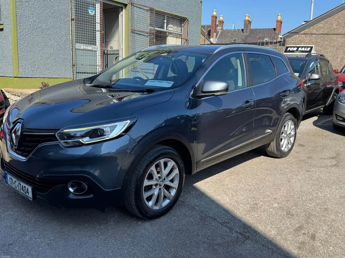 Renault Kadjar lovely high driving position - Image 2