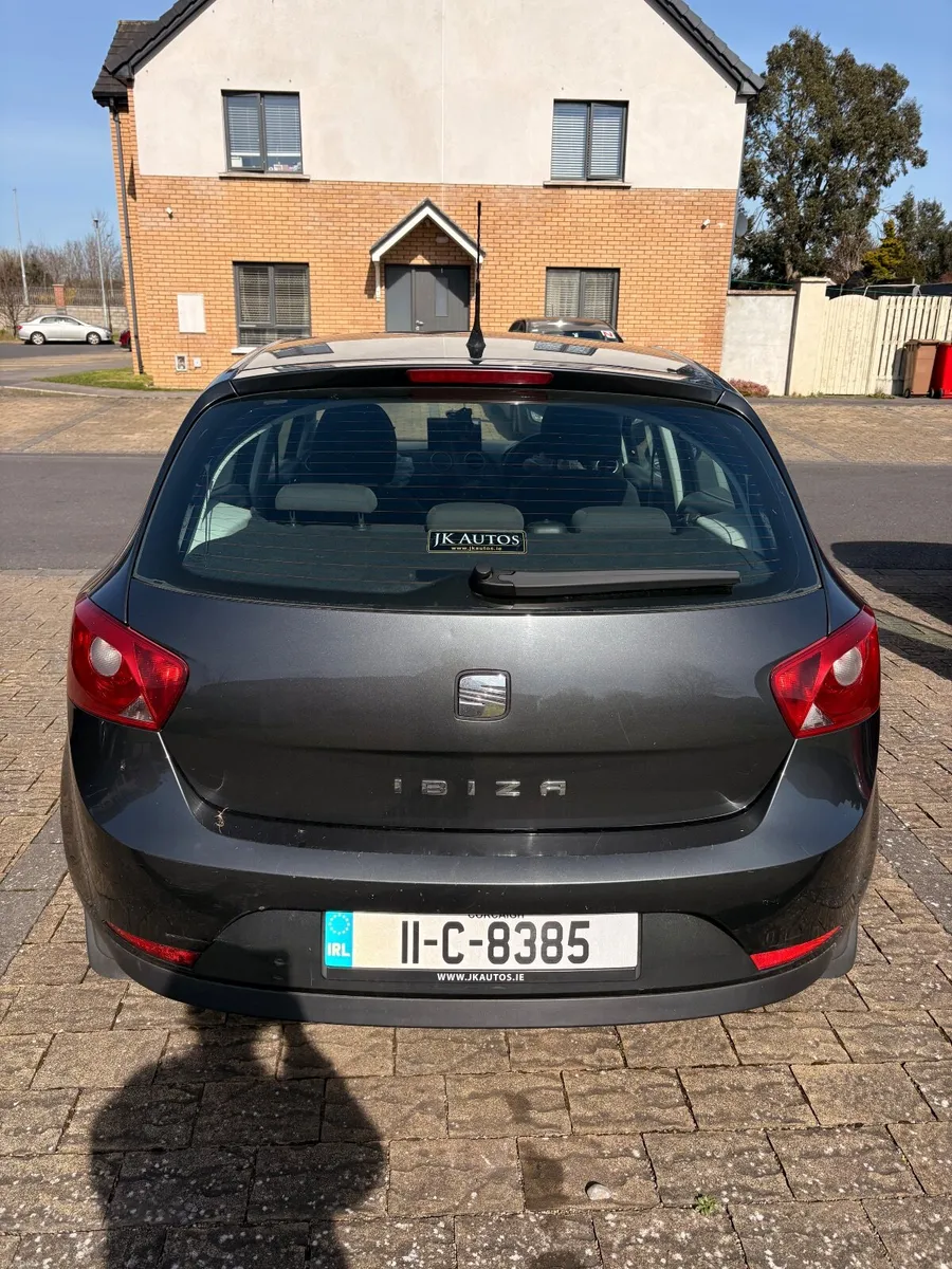 SEAT Ibiza 2011 - Image 2