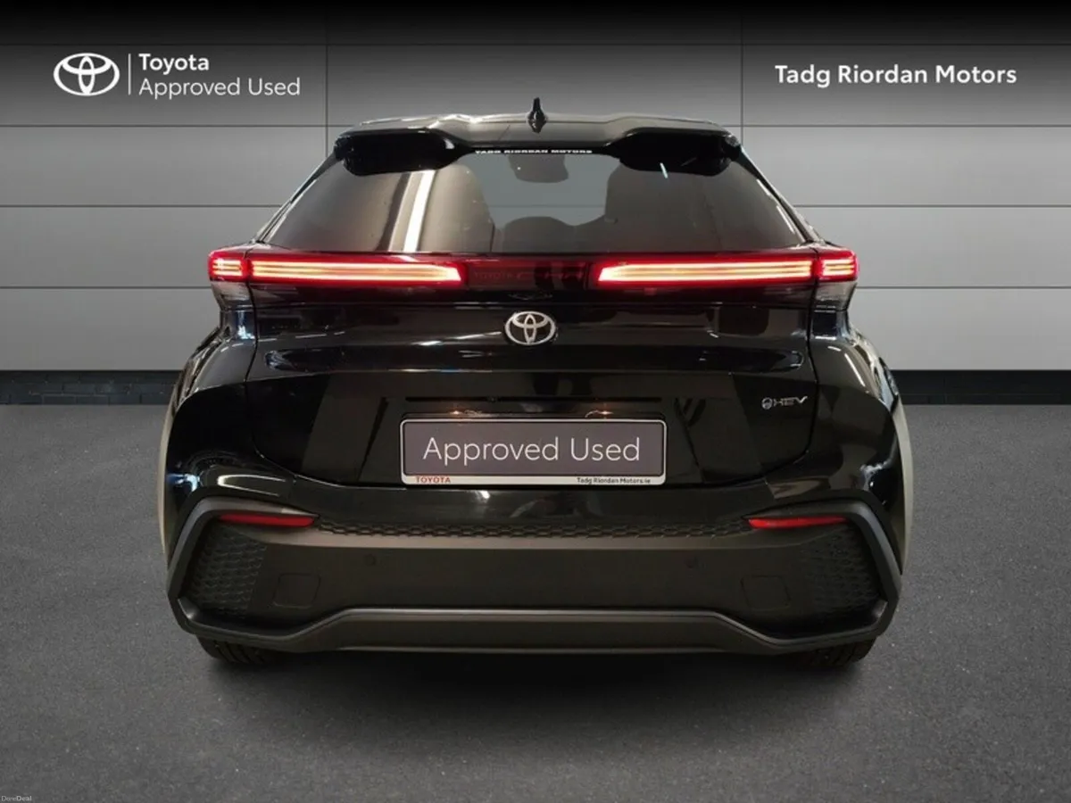 Toyota C-HR HYBRID SPORT - Image 4