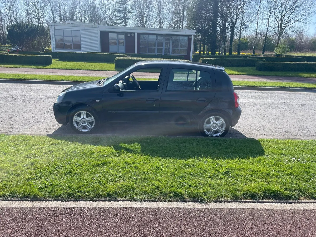 RENAULT CLIO 1.2 NCT 5/26 TAX 4/26 LOW MILEAGE - Image 2