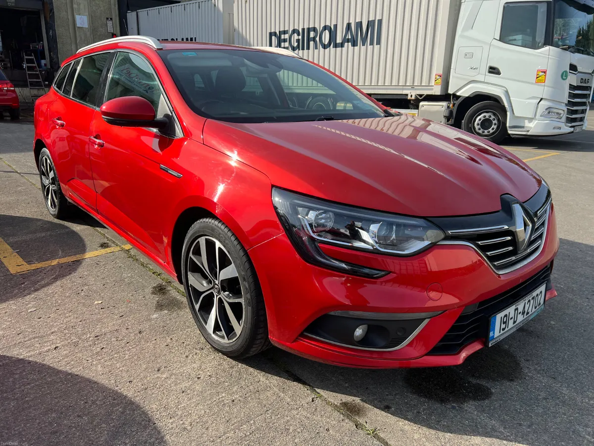Renault Megane 2019 ESTATE NCT 06/27 - Image 3