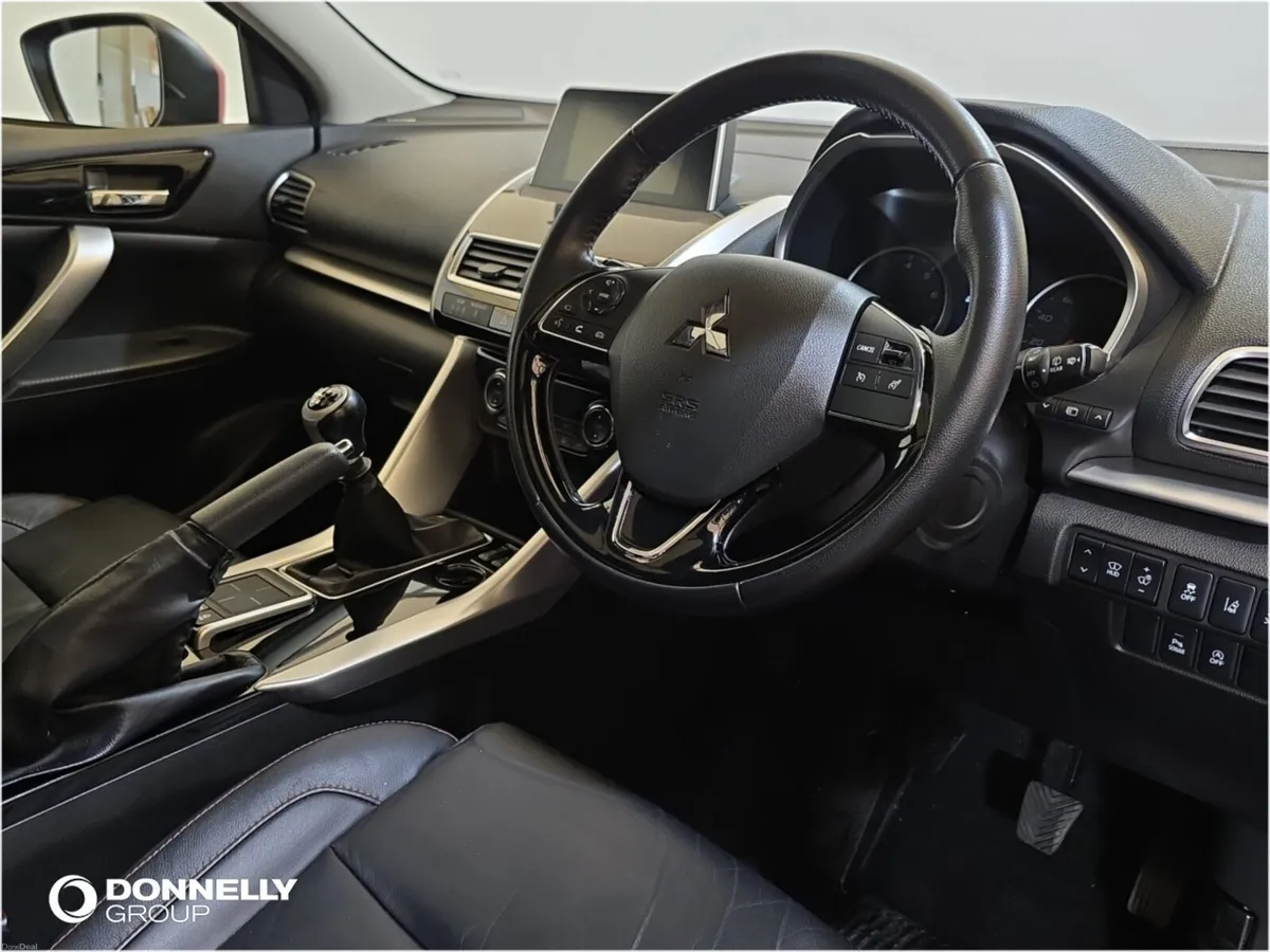 Mitsubishi Eclipse Cross Hatchback Special Edition - Image 4