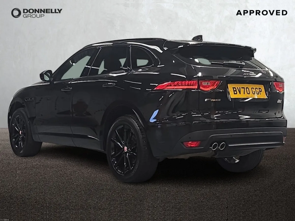Jaguar F-pace F-Pace Estate Special Editions Chequ - Image 2