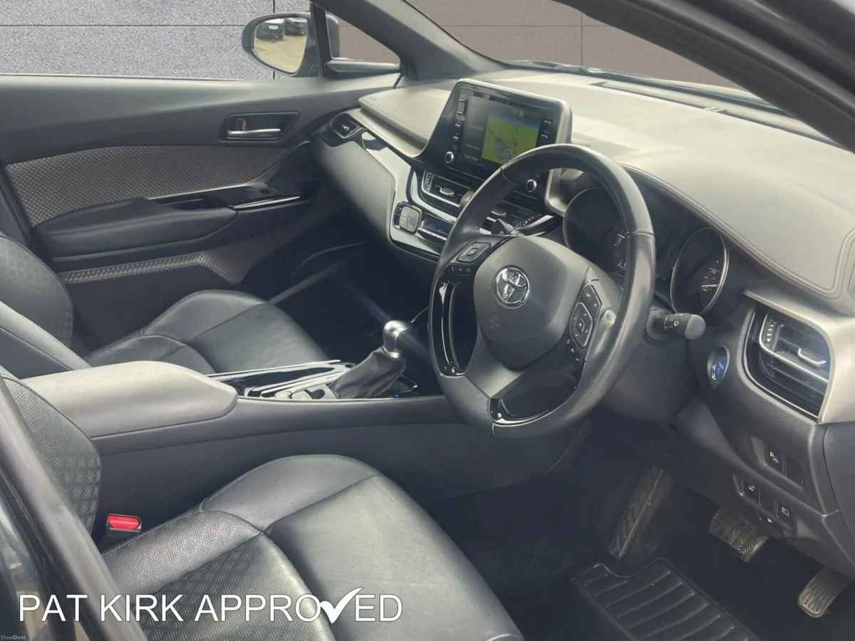 Toyota C-HR C-Hr Hatchback Excel - Image 6