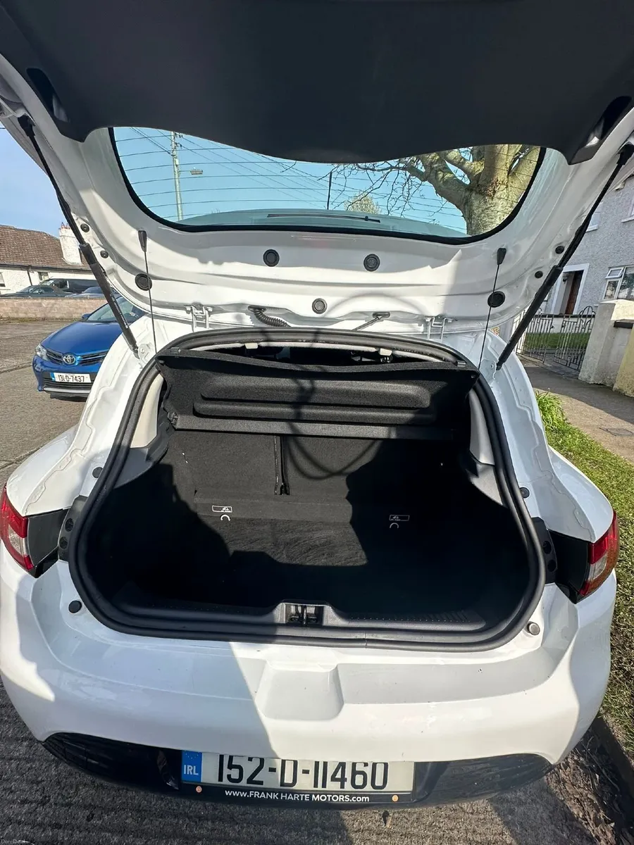Renault Clio 2015 - Image 3