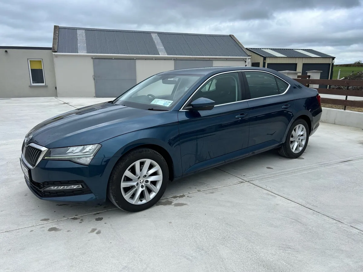 Skoda Superb - Image 2
