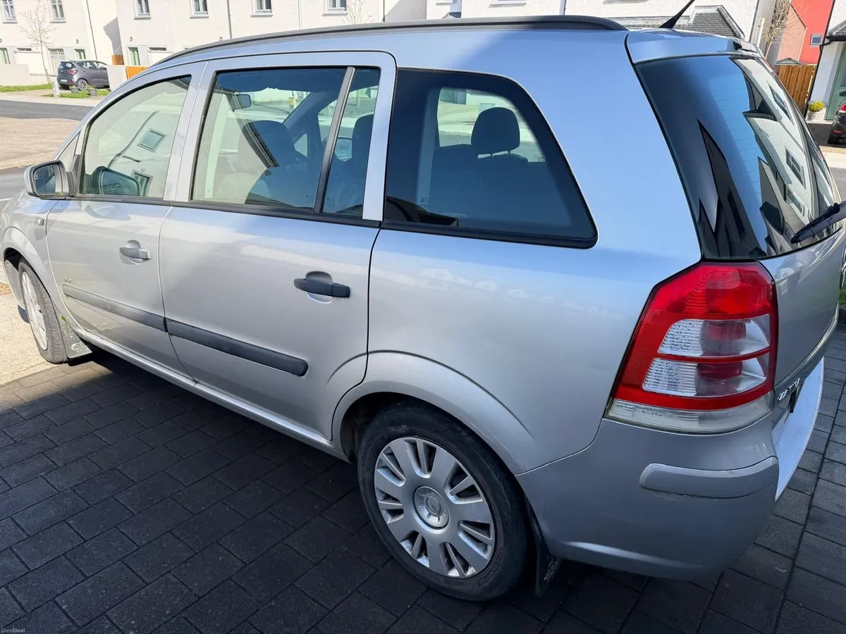 Opel Zafira 2011 - Image 3