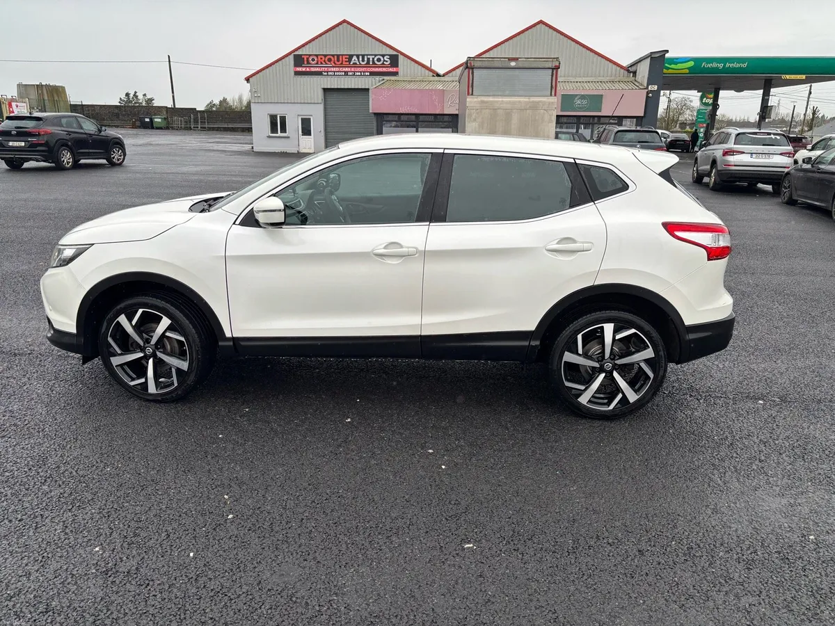 Nissan Qashqai 2015 - Image 3