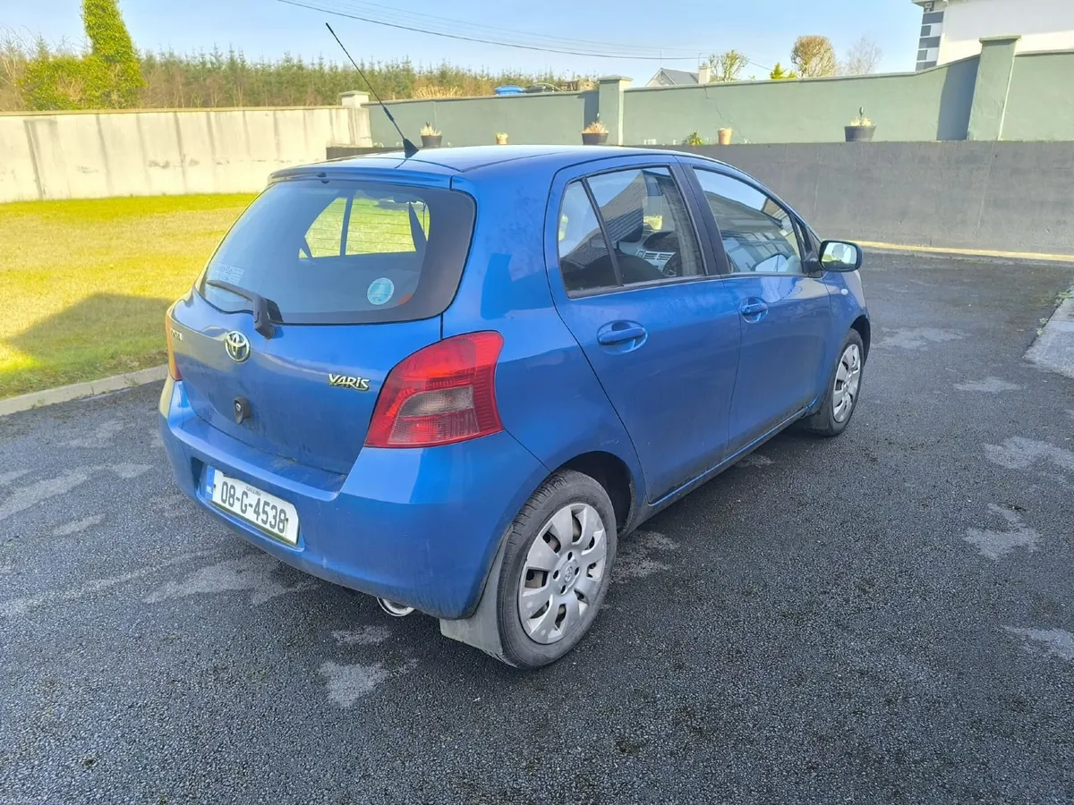 Toyota Yaris 2008 - Image 4