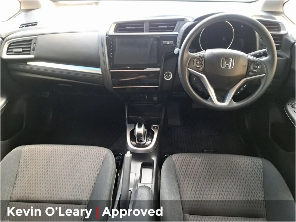 Honda Fit 1.5 Automatic - Image 2