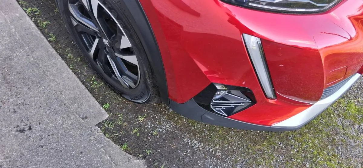 Peugoet 2008 Allure 1.5 blue HDI 110 - Image 4