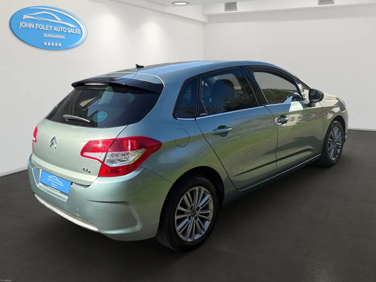 2012-Citreon C4 -1.6 VTR+Petrol Automatic - Image 4