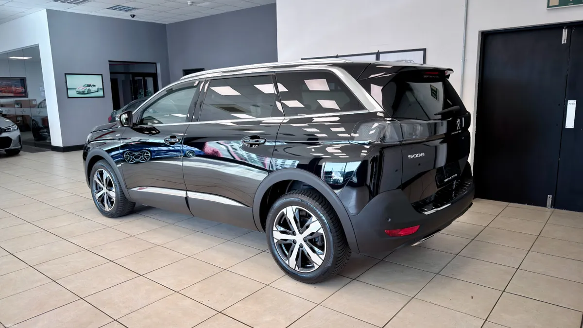 Peugeot 5008 GT - Image 4