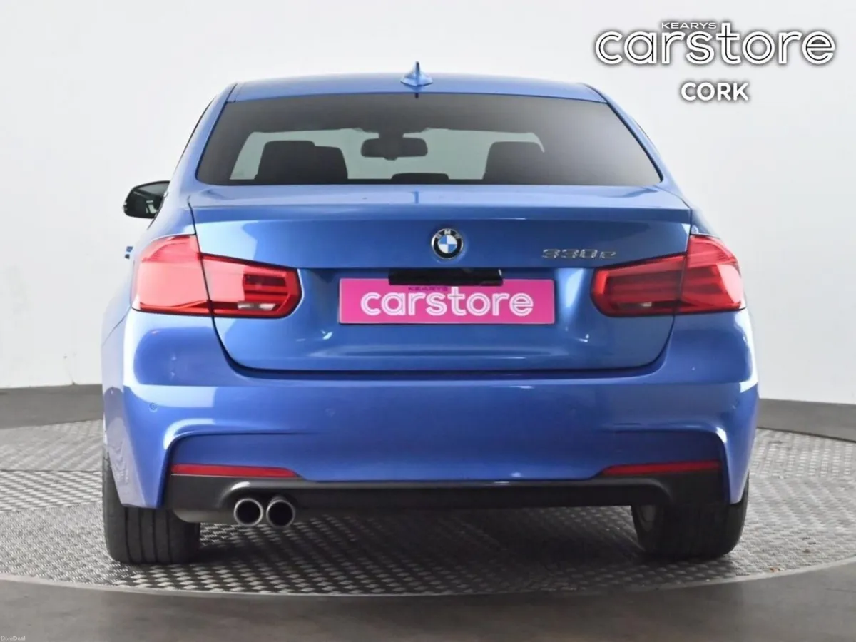 BMW 3-Series 330e M Sport - Image 4