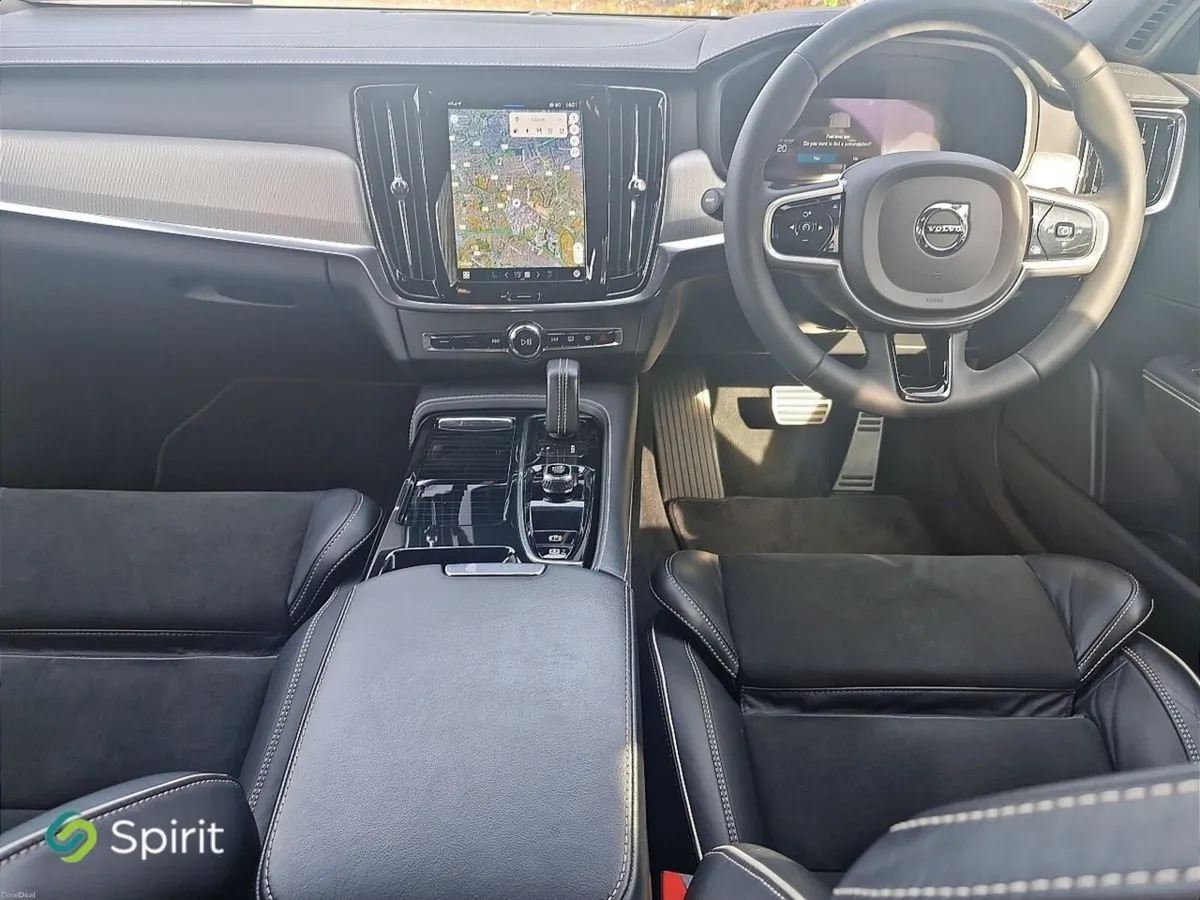 Volvo V90 T6 "Plug In Hybrid" AWD, R-Design, Leath - Image 4
