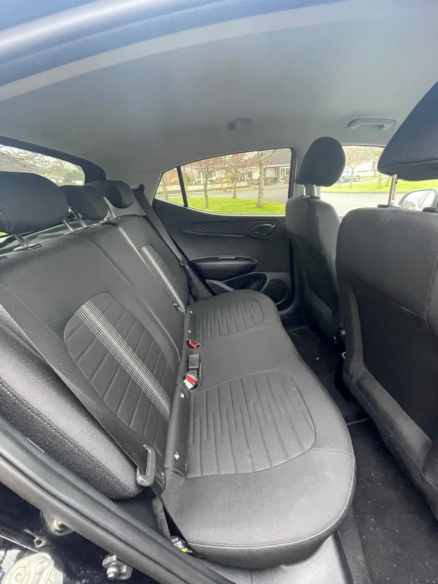 Hyundai i10 2021 - Image 2