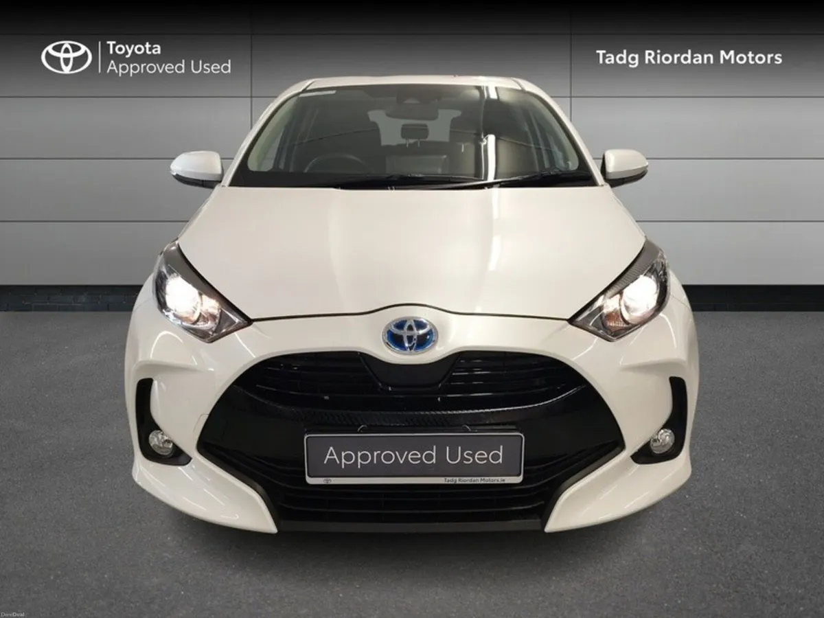Toyota Yaris 1.5 HYBRID L/SPORT - Image 5