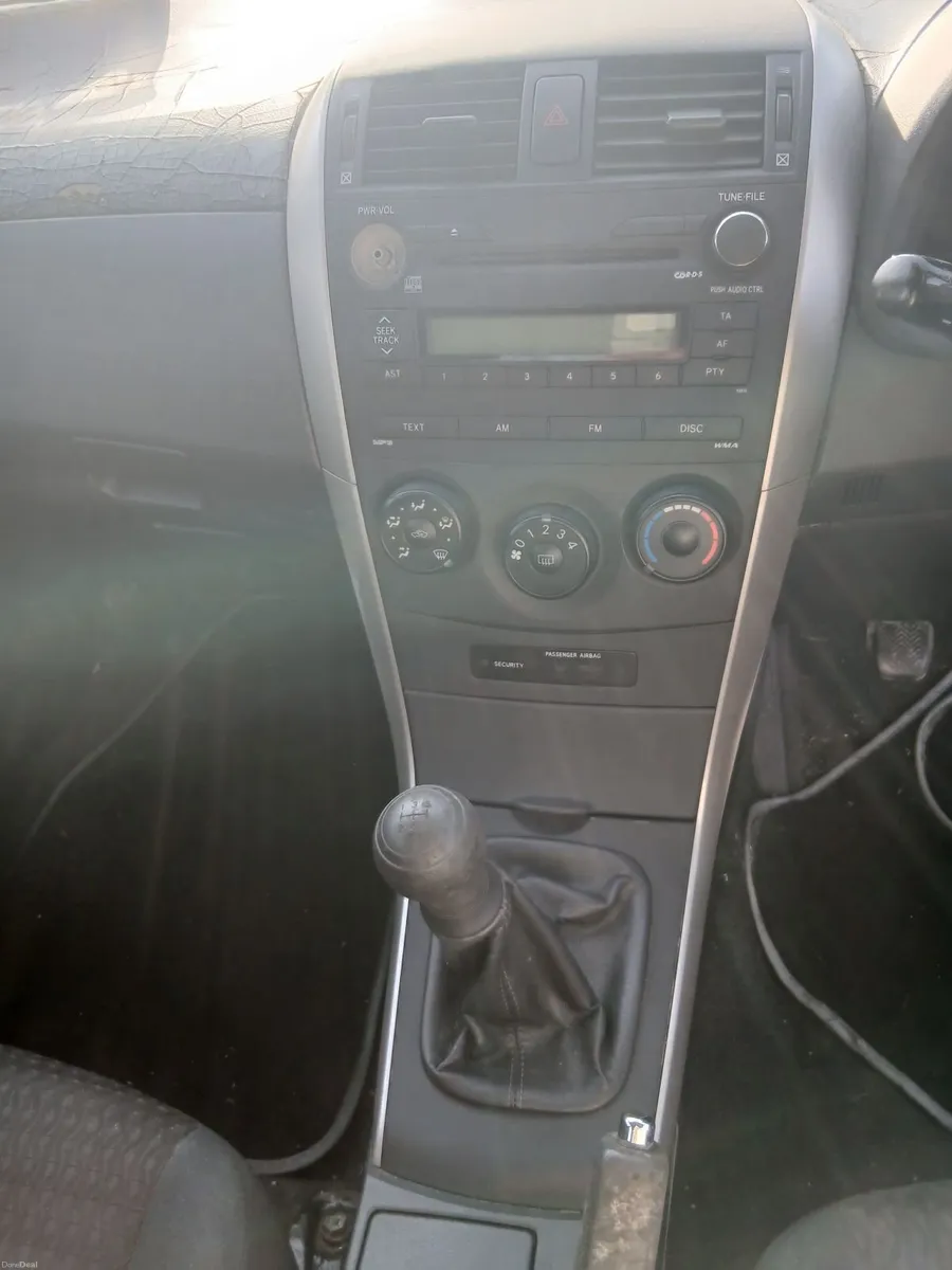 Toyota Corolla 2008 - Image 3