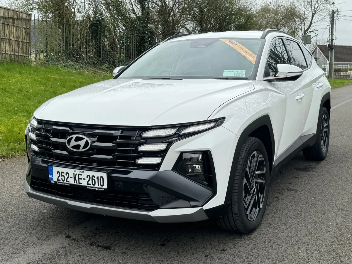 Tucson FaceLift Executive - Petrol Hybrid Plug-in - Image 3