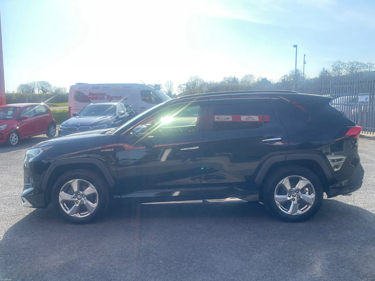 2020 Toyota Rav 4 - Image 4