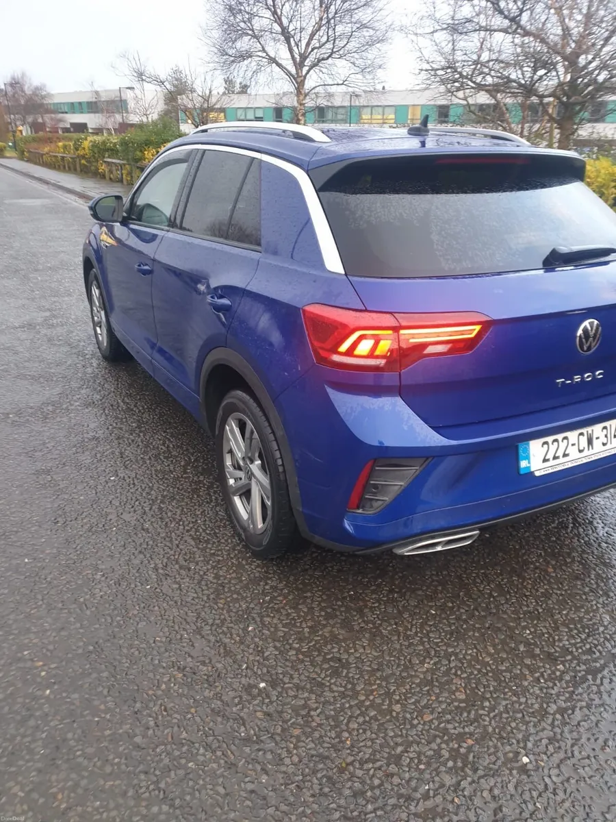 222 R line Volkswagen Troc high spec - Image 3