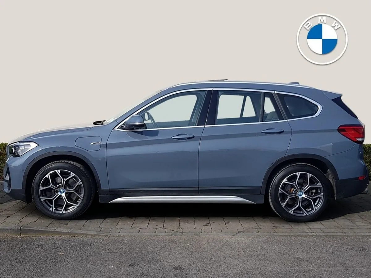 BMW X1 xDrive25e xLine - Image 3