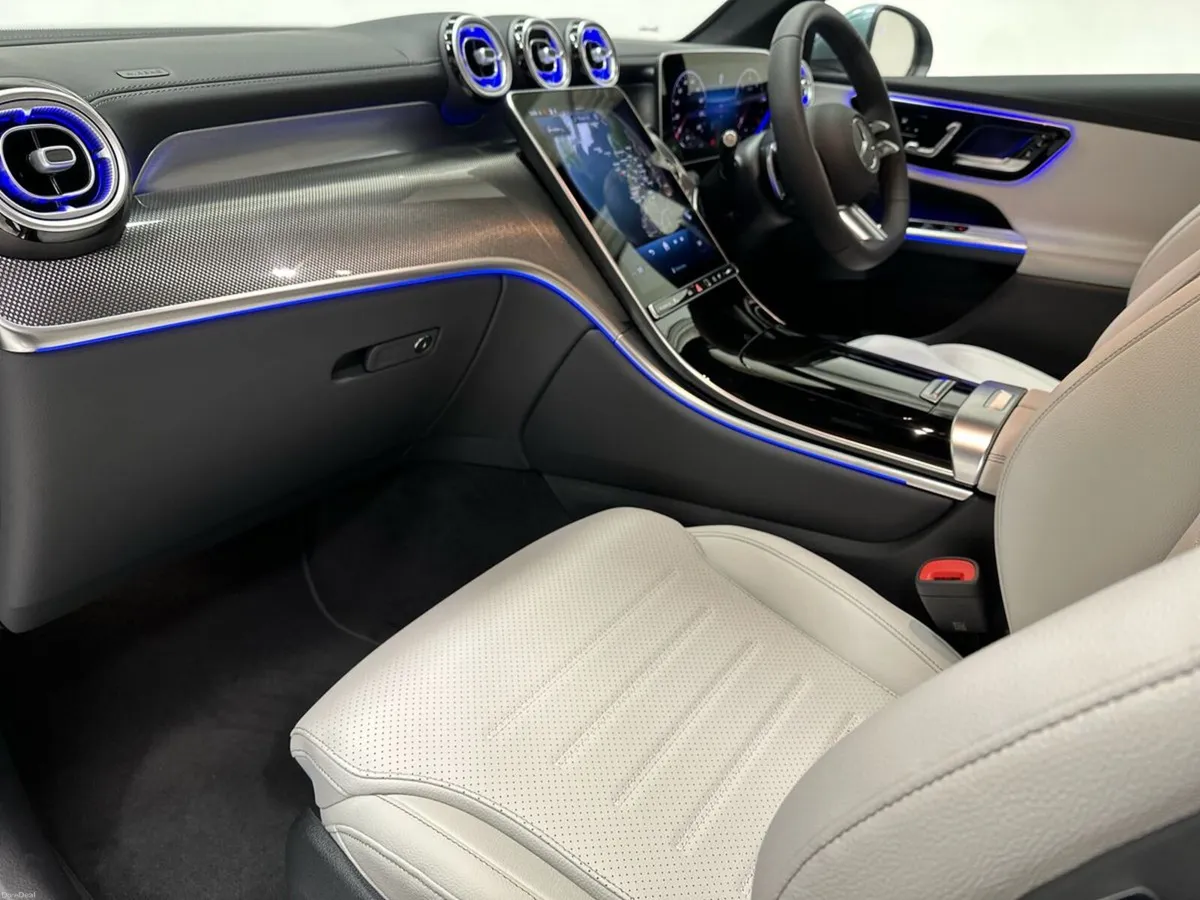 Mercedes-Benz GLC GLC220 D 4Matic Premium AMG Line - Image 6