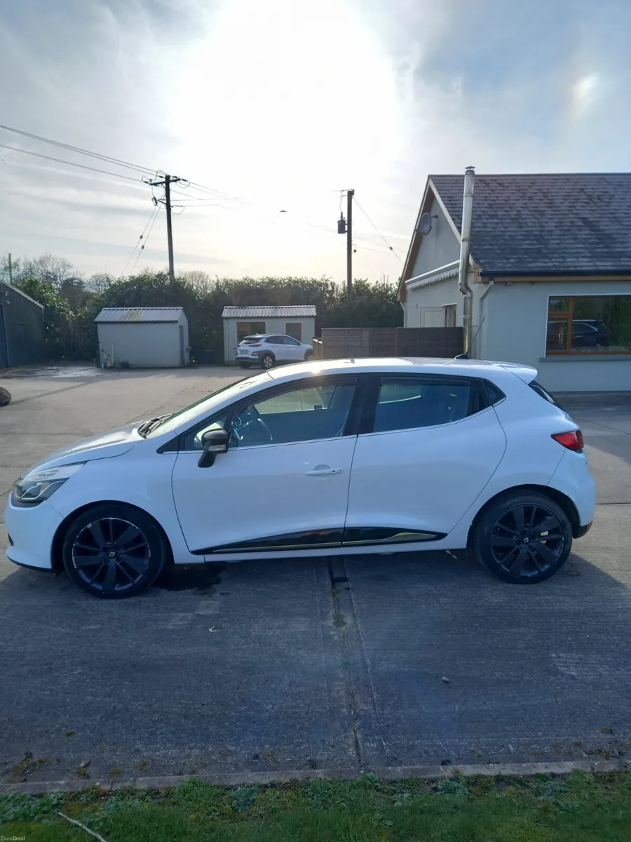 2014 Renault Clio Dynamique 1L Petrol - Image 4