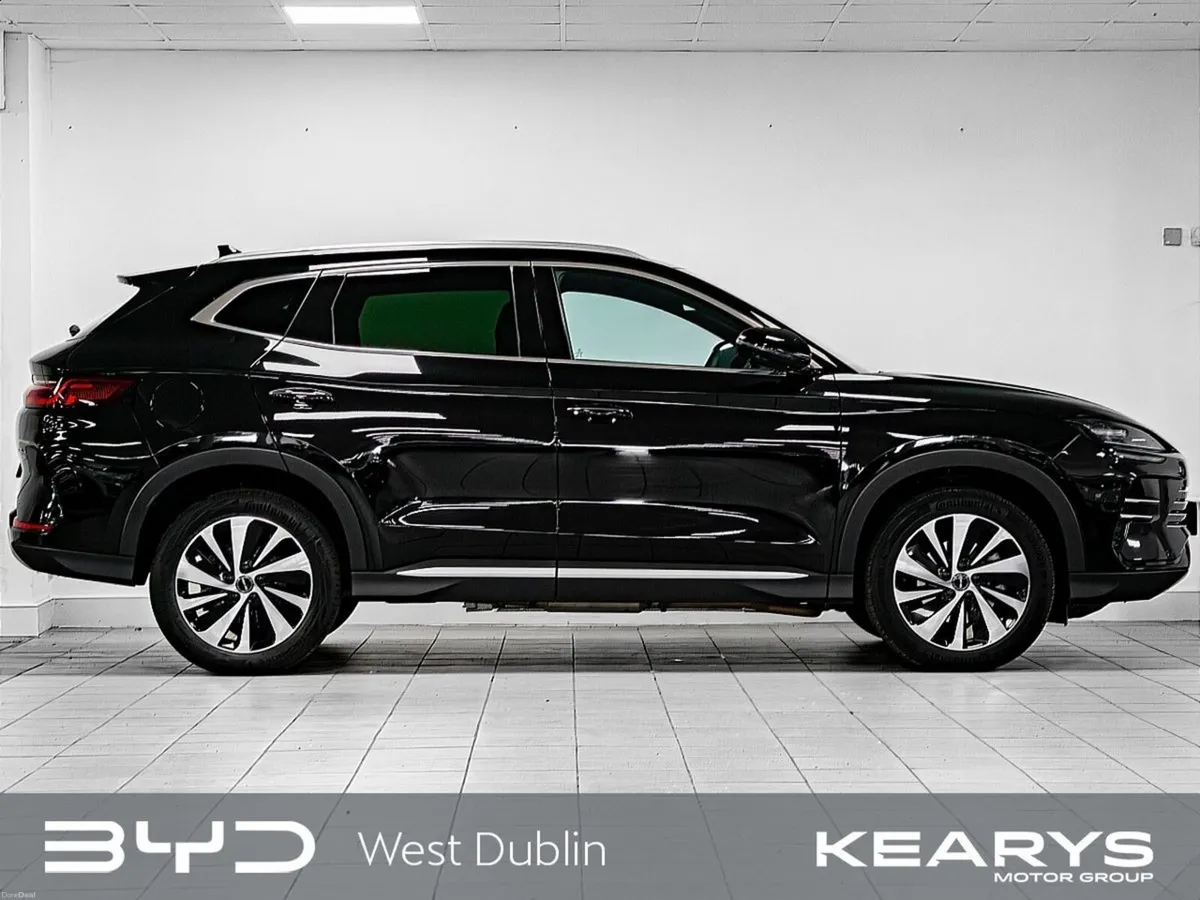 BYD SEAL U DM-i COMFORT FWD DEMO - Image 4