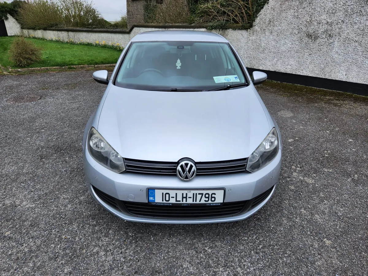 Volkswagen Golf AUTOMATIC - Image 2