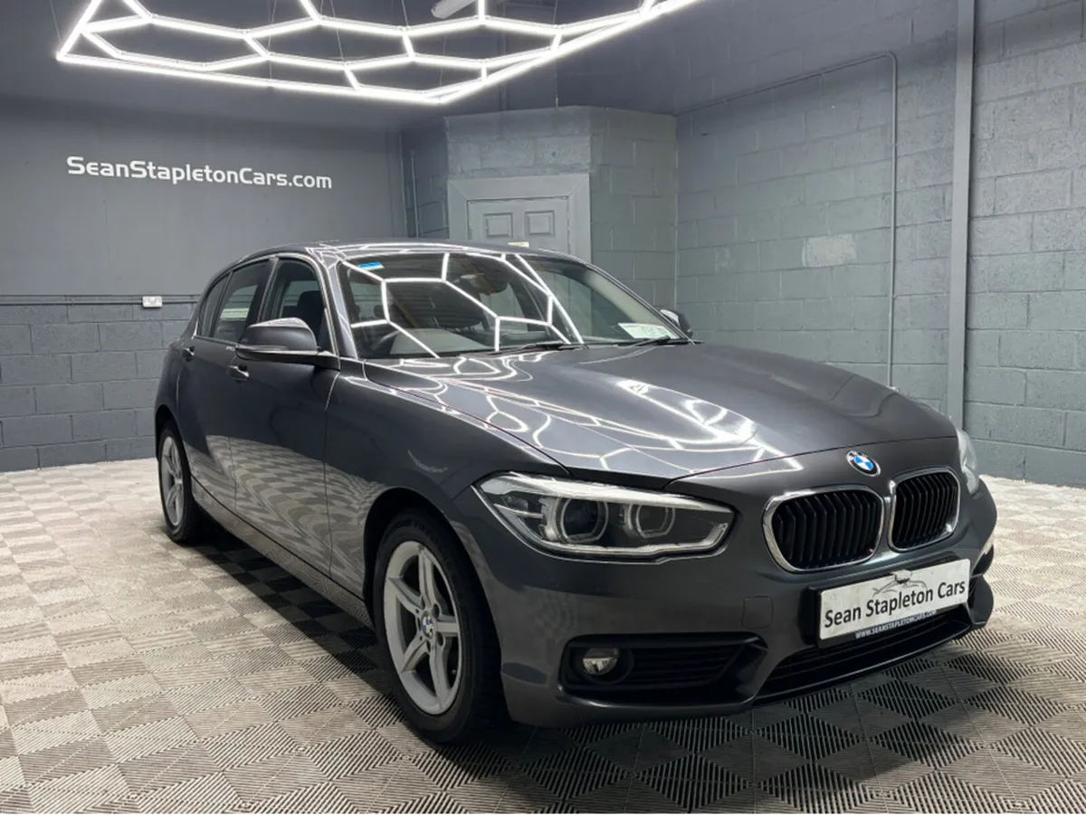 BMW 1-Series D SE BUSINESS 5DR - Image 4
