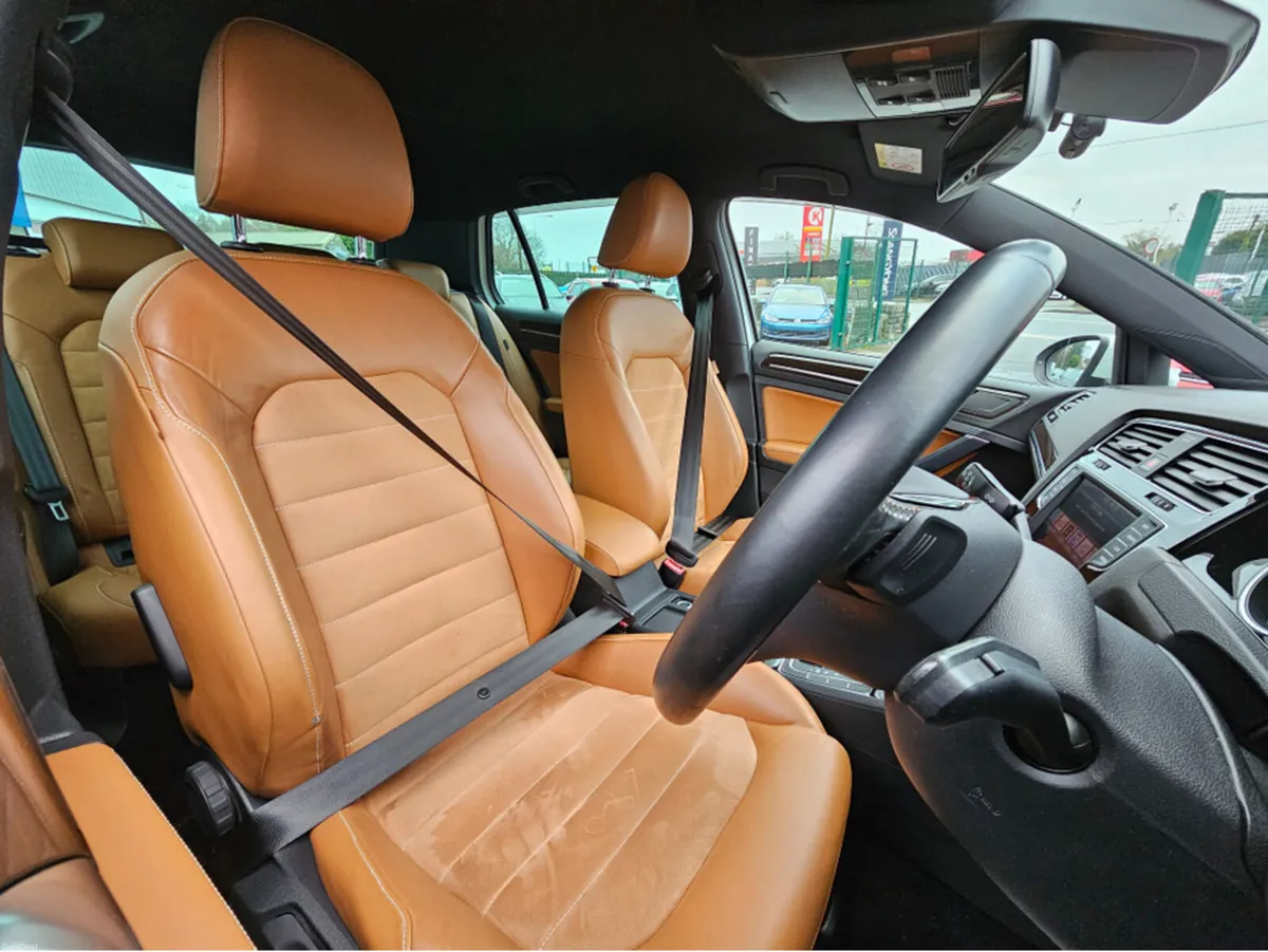 Volkswagen Golf (142 REG ) TAN LEATHER SEATS  HIGH - Image 3