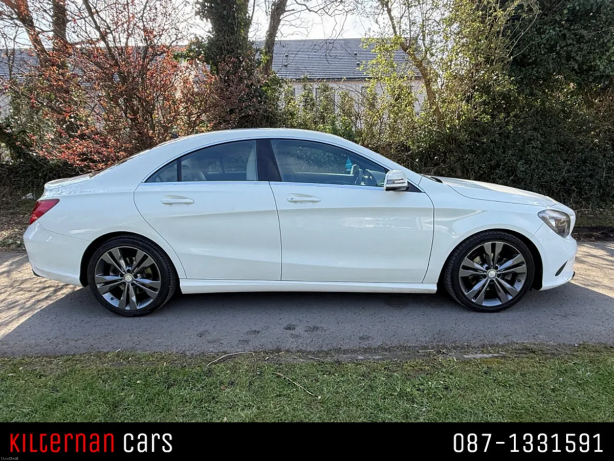 Mercedes-Benz CLA 180 URBAN 4DR - Image 2
