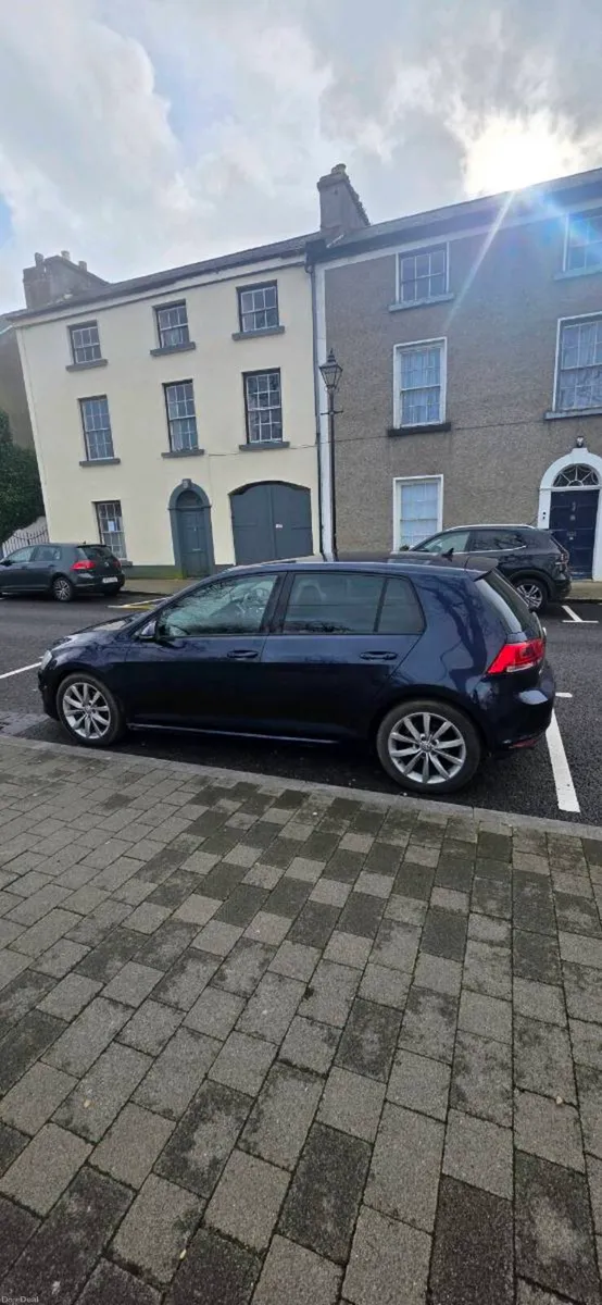 2016 Volkswagen Golf 1.6tdi 5 speed manual - Image 3