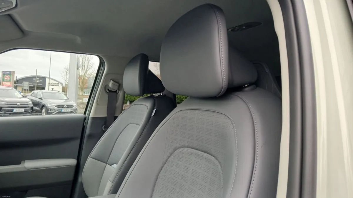 Kia EV3 Earth 3 **HEATED FRONT & REAR SEATS, REAR - Image 6