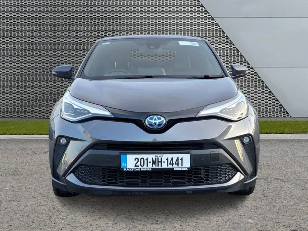 Toyota C-HR 1.8 HYBRID Auto SOL - Image 3