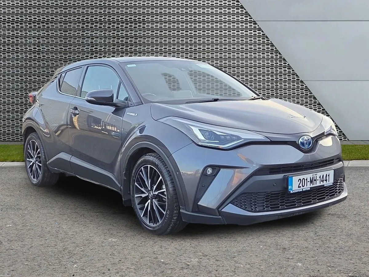 Toyota C-HR 1.8 HYBRID Auto SOL - Image 1