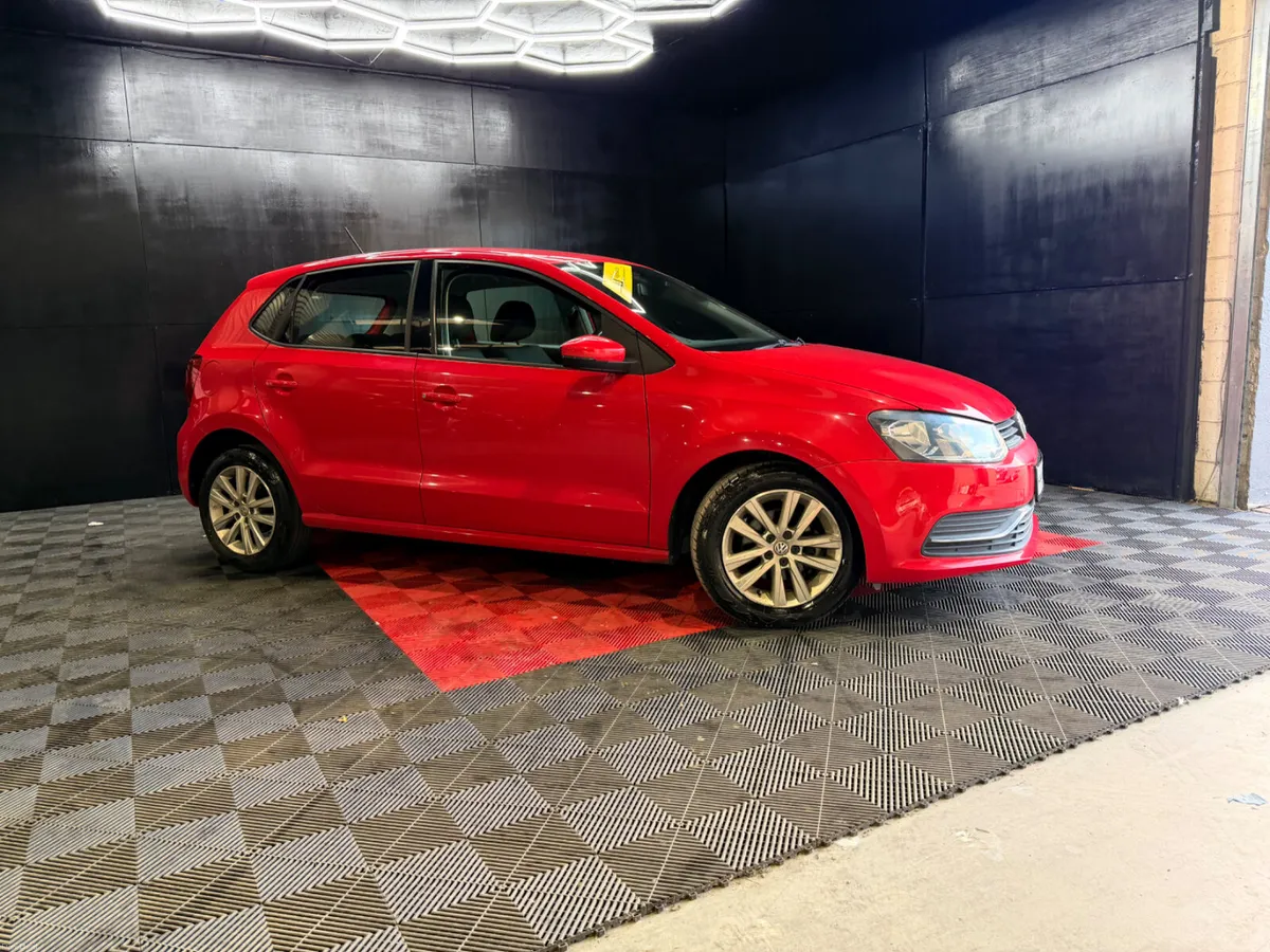 Volkswagen Polo 2016 (low mileage ) - Image 4