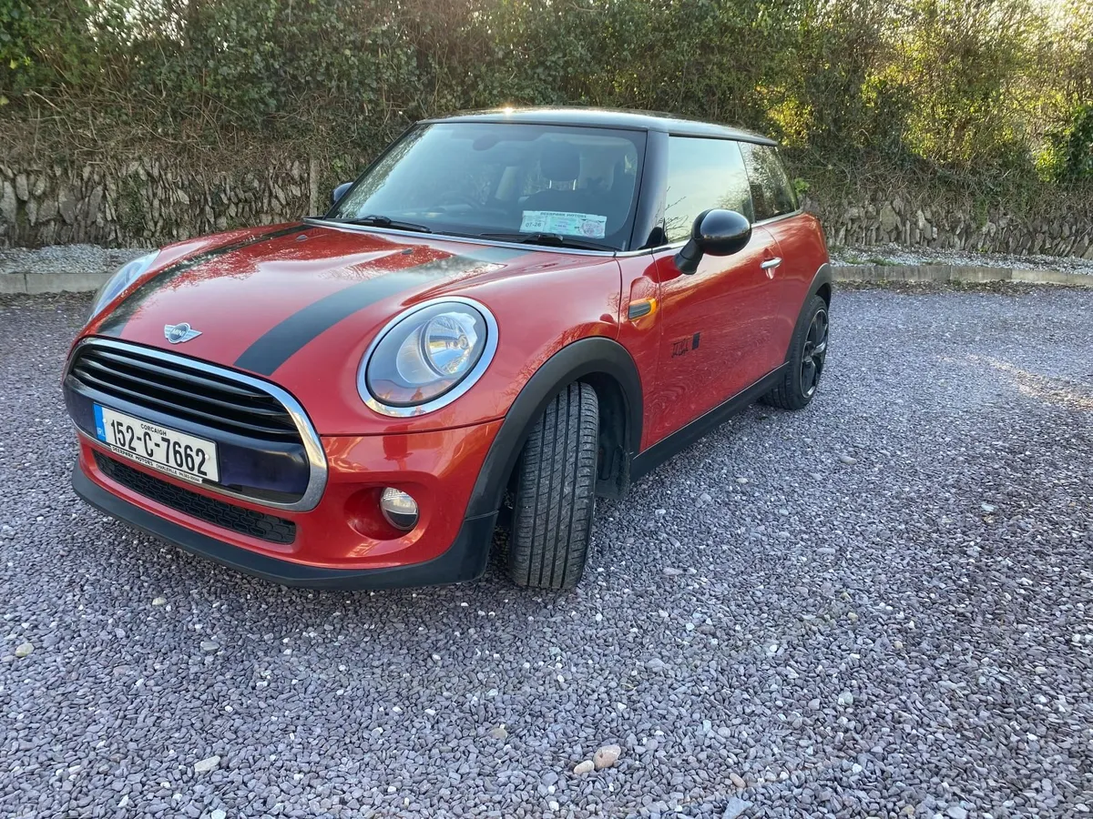 Mini Cooper 2015 NEW NCT . SPOTLESS, SERVICED . - Image 2