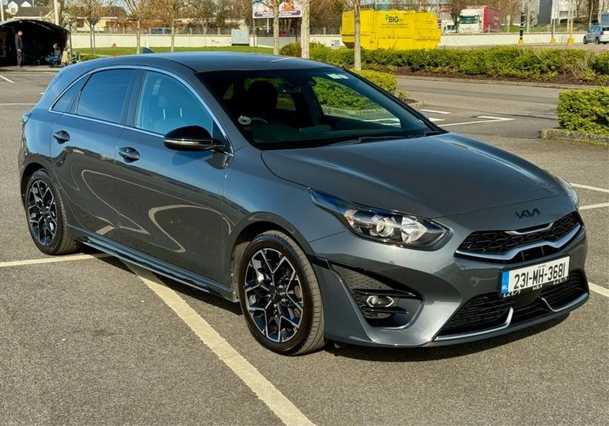 2023 Kia Ceed 1.5 T-gdi Gt Line - Image 3
