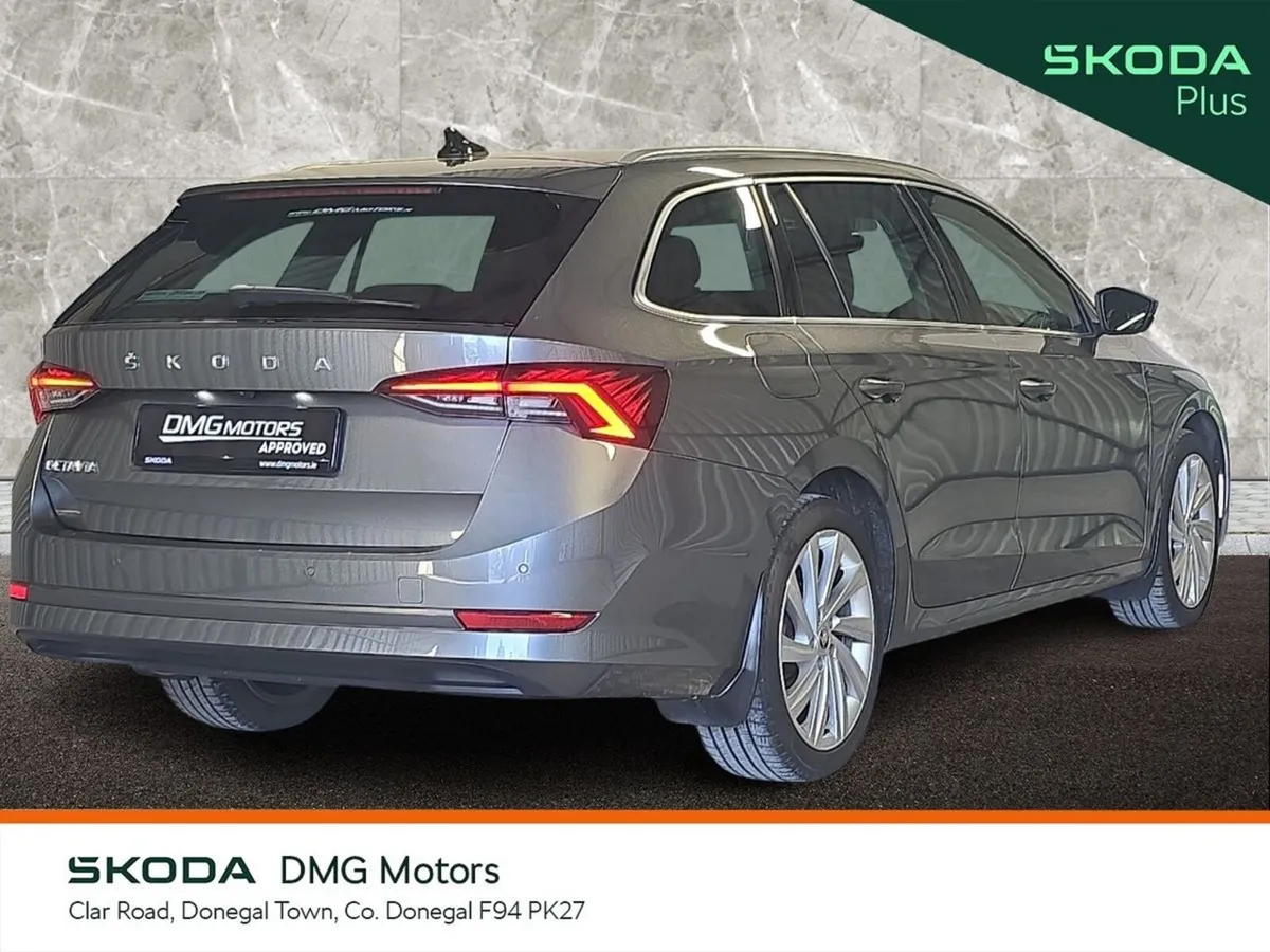 Skoda Octavia COMBI 2.0 TDI 115BHP STYLE - Image 3